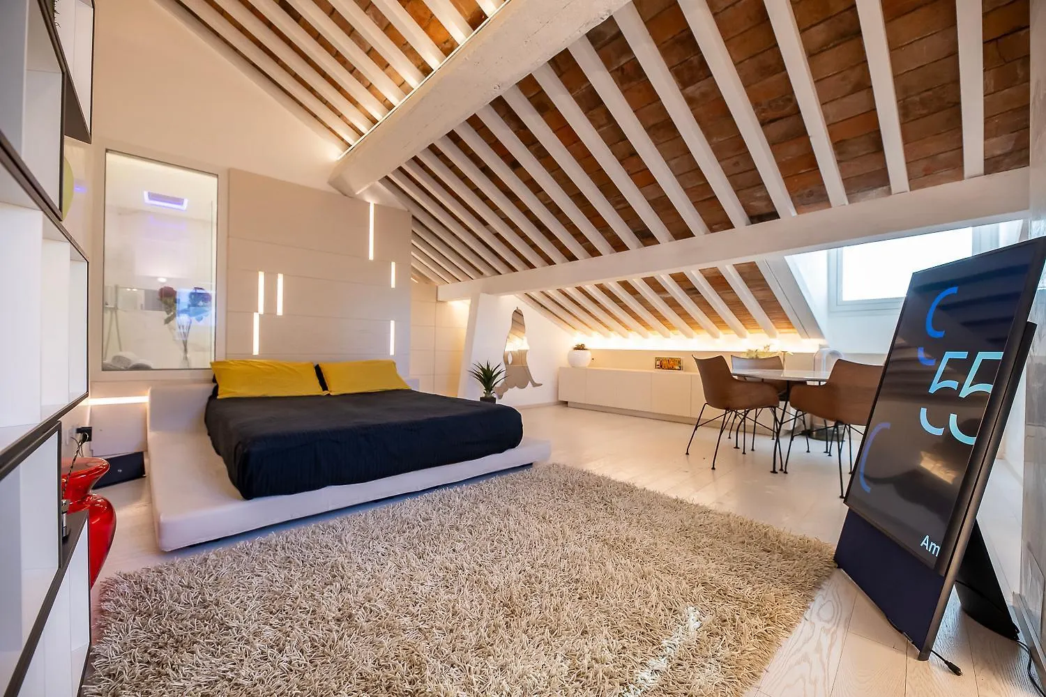Apartment Luxury Rooftop Piazza Erbe Verona