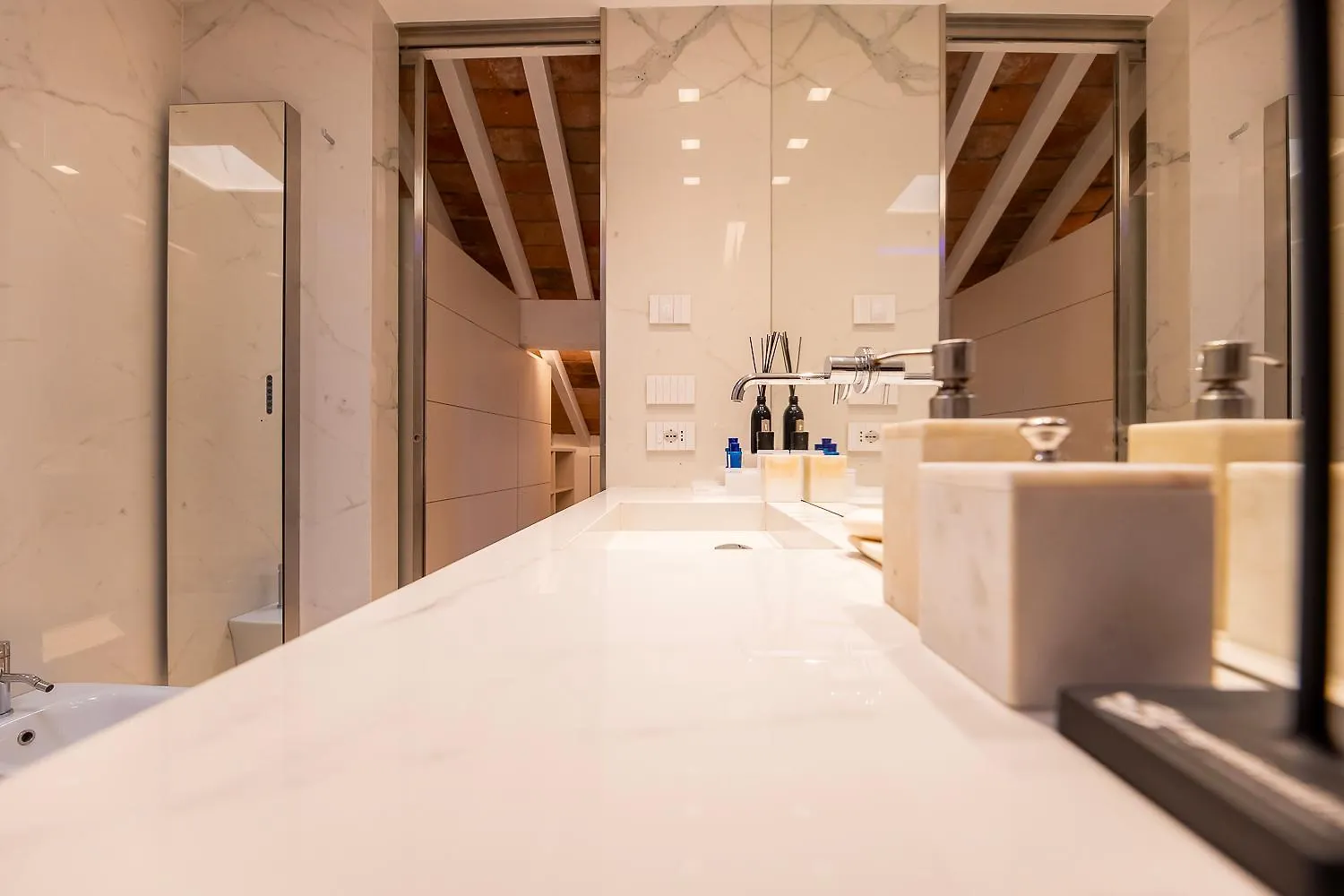 Luxury Rooftop Piazza Erbe Verona