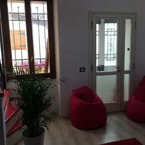 Appartement Theater, Vérone